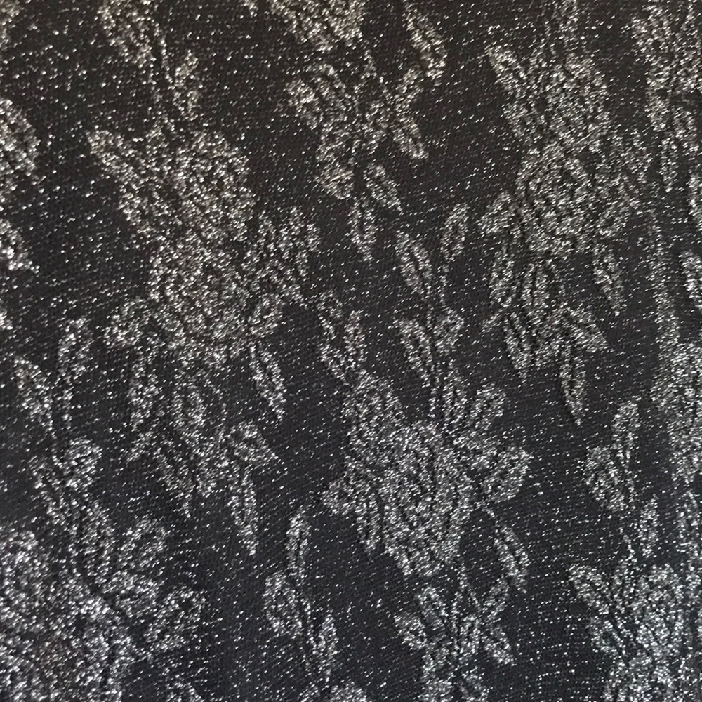 LACE TOP - Picture 2 of 4